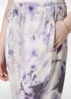 Hot Pantalone Jogger In Raso Stampato Viola Donna Pantaloni