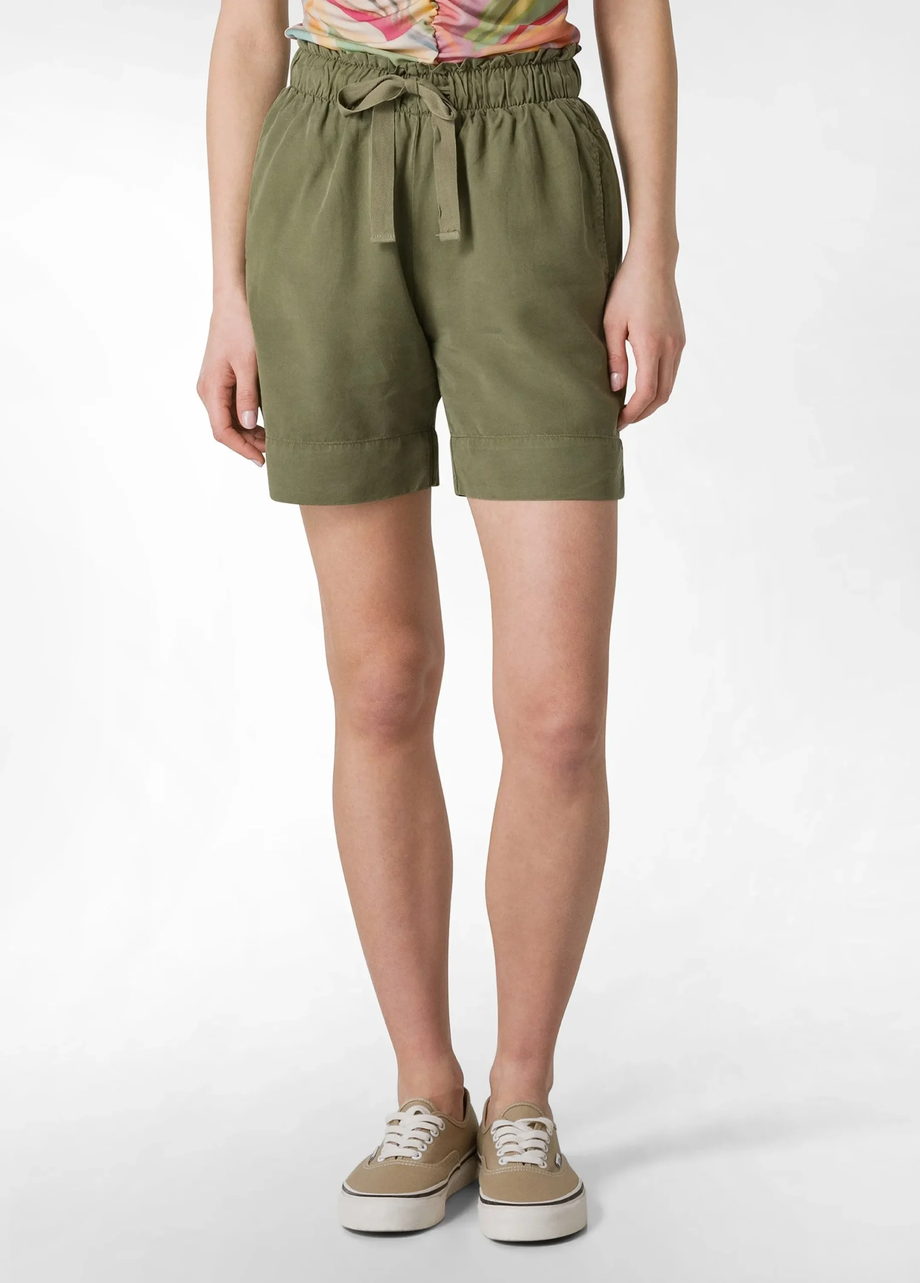 Clearance Shorts In Twill Tencel Verde Donna Bermuda