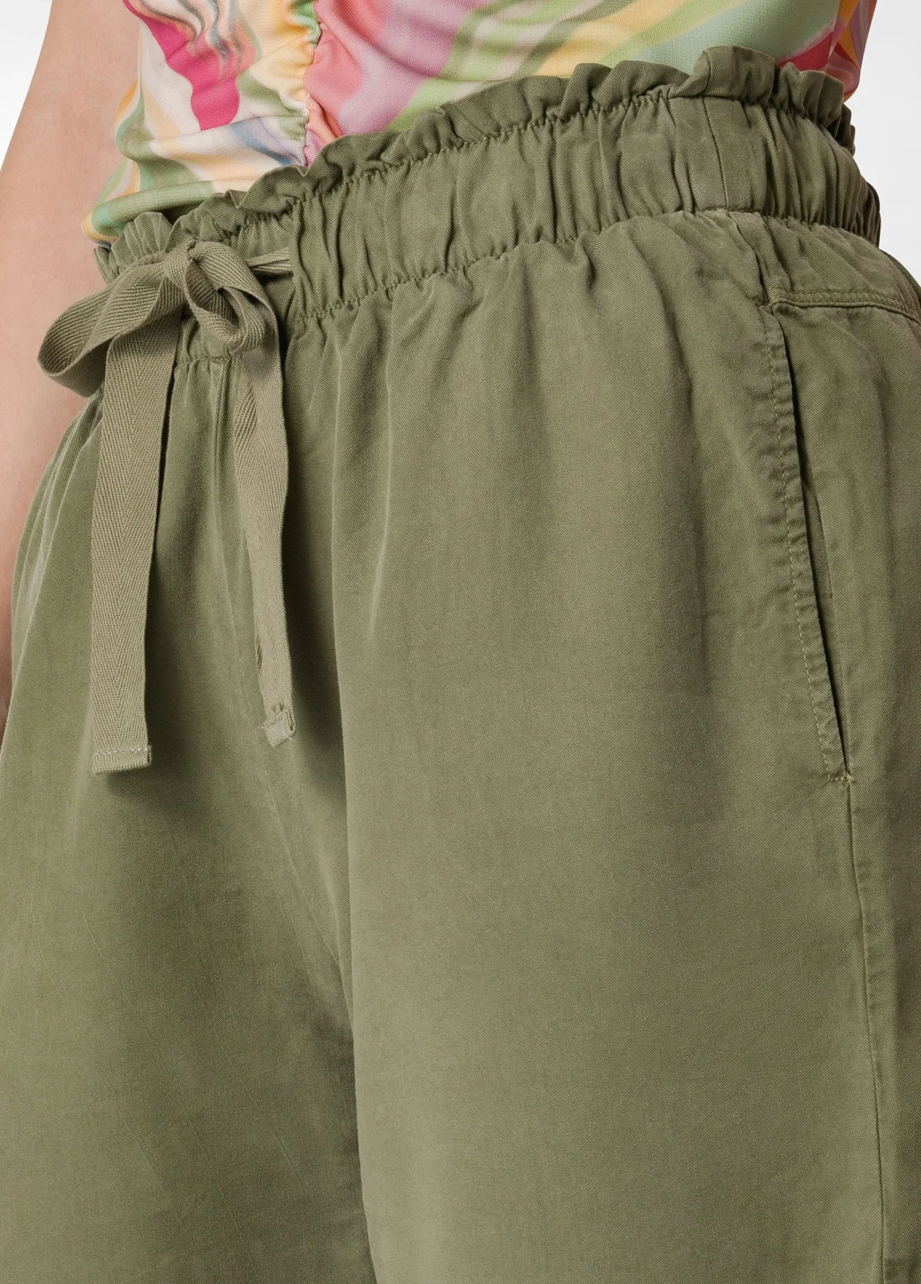 Clearance Shorts In Twill Tencel Verde Donna Bermuda
