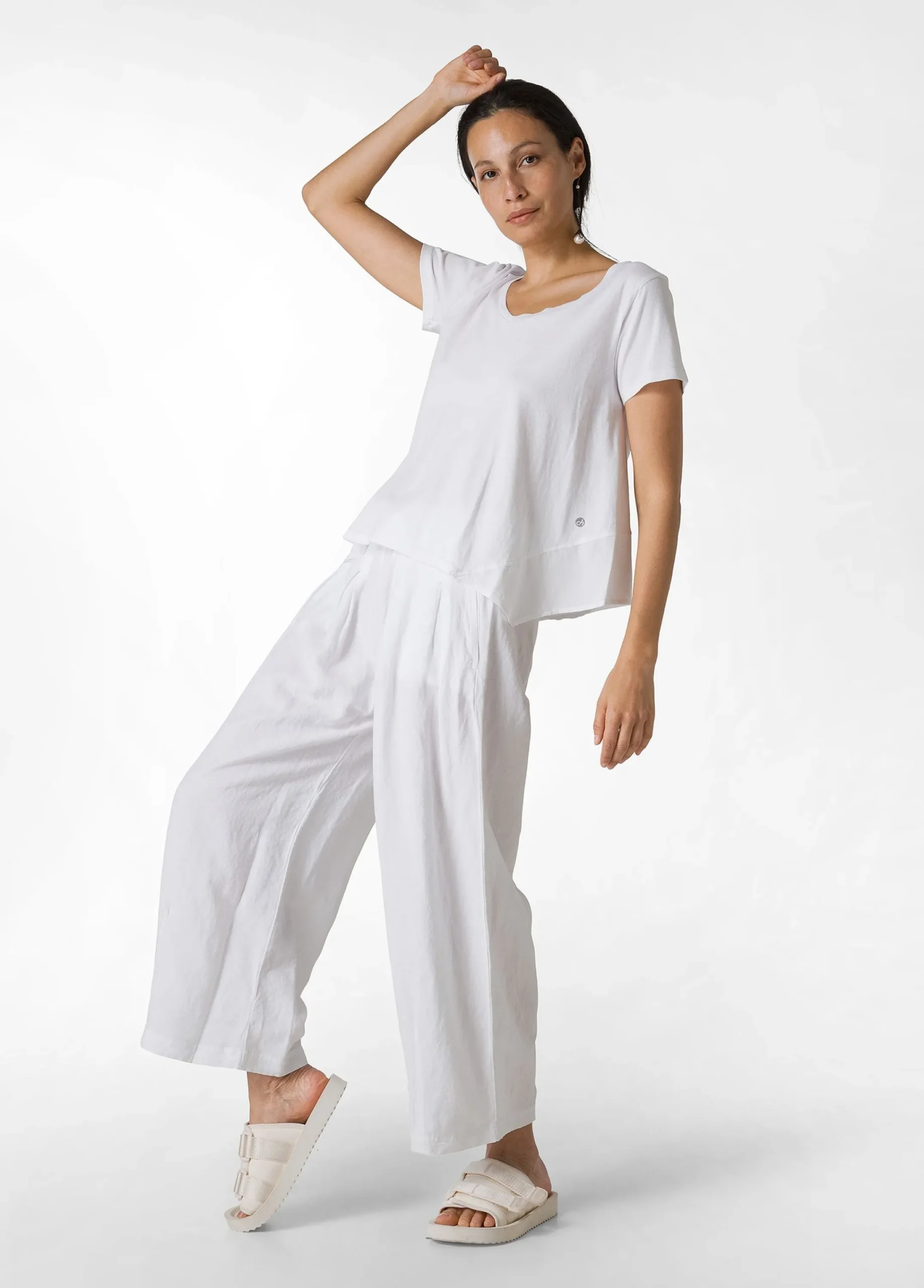 Sale T-Shirt Assimetrica Con Inserti In Lino Bianco Donna Top & T-Shirts