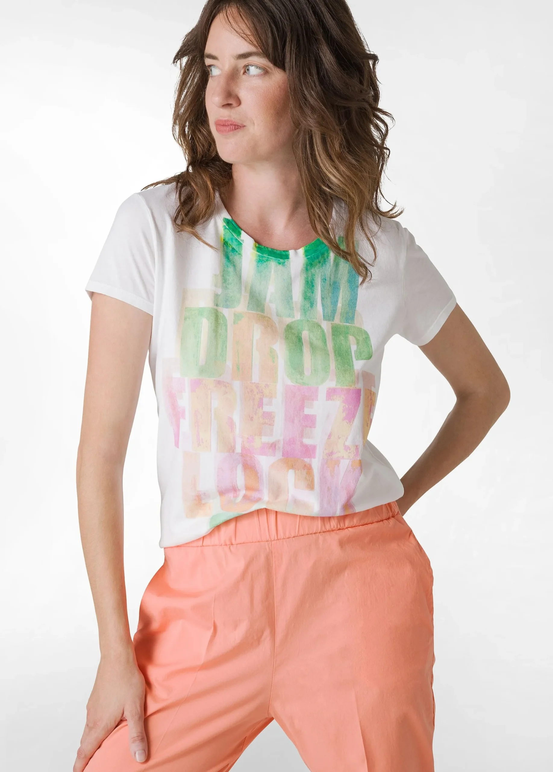 Hot T-Shirt Svasata Con Scritte Bianco Donna Top & T-Shirts